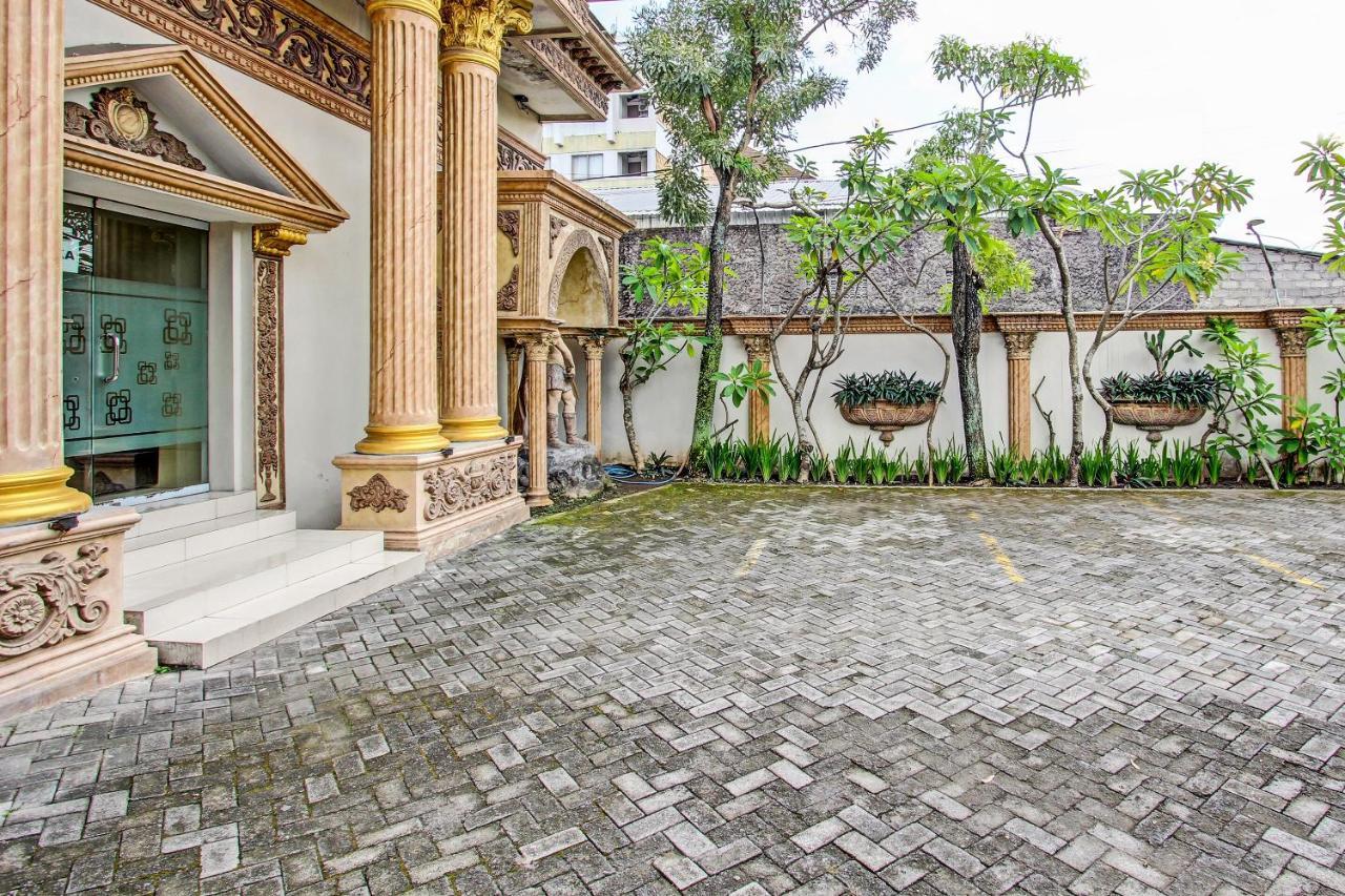 Oyo 91785 Hotel Srikandi Kalasan Tanjungtirto Exteriör bild