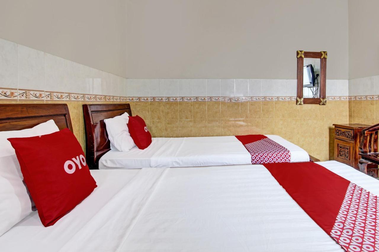 Oyo 91785 Hotel Srikandi Kalasan Tanjungtirto Exteriör bild