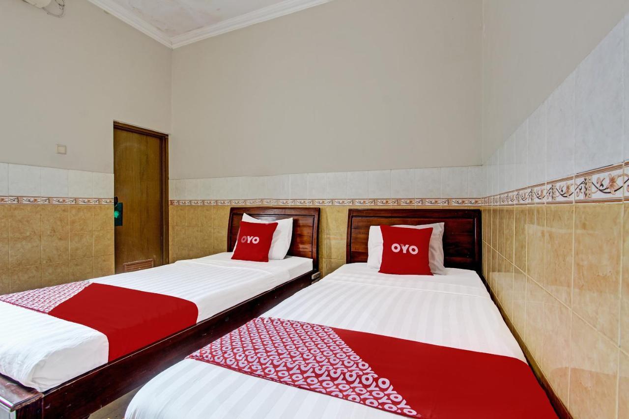 Oyo 91785 Hotel Srikandi Kalasan Tanjungtirto Exteriör bild