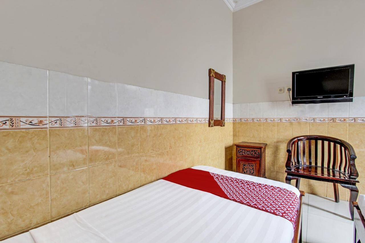Oyo 91785 Hotel Srikandi Kalasan Tanjungtirto Exteriör bild